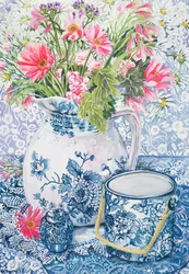 Gerberas en una Jarra de Coalport con Macetas Azules